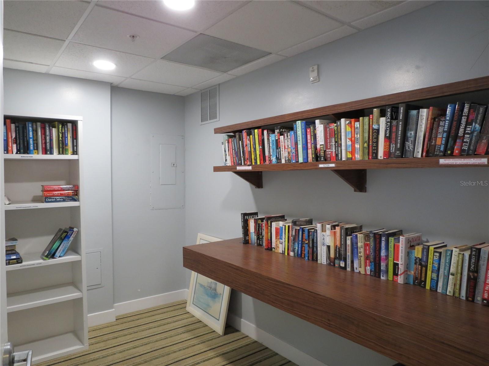 CONDO ON THE BAY TOWER I - Residential