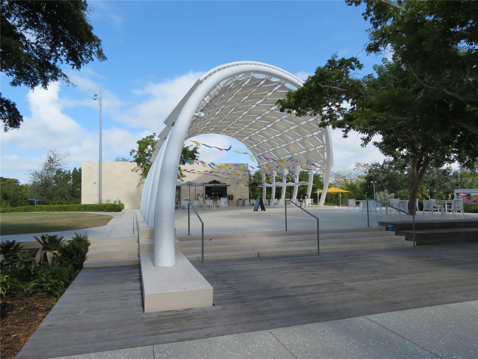 CONDO ON THE BAY TOWER I - Residential