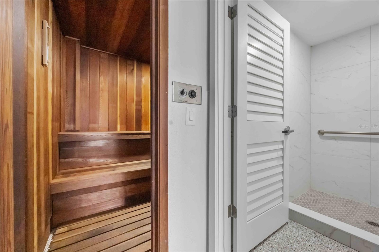 CONDO ON THE BAY TOWER I - Residential