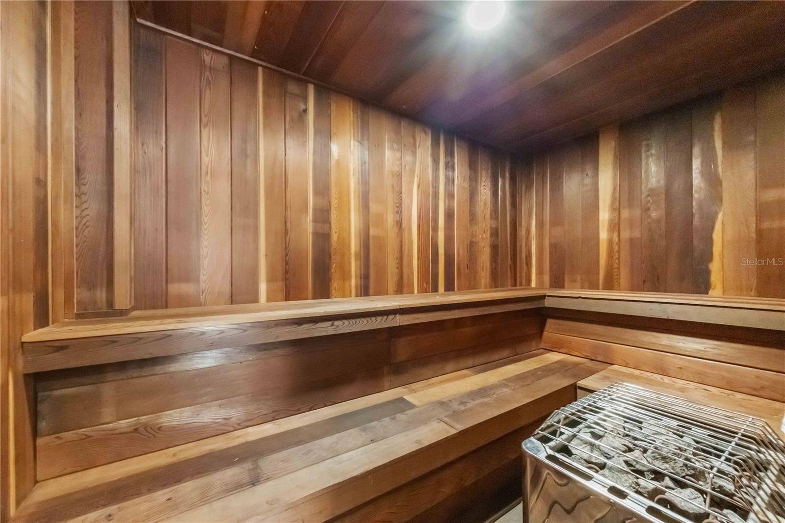 CONDO ON THE BAY TOWER I - Residential