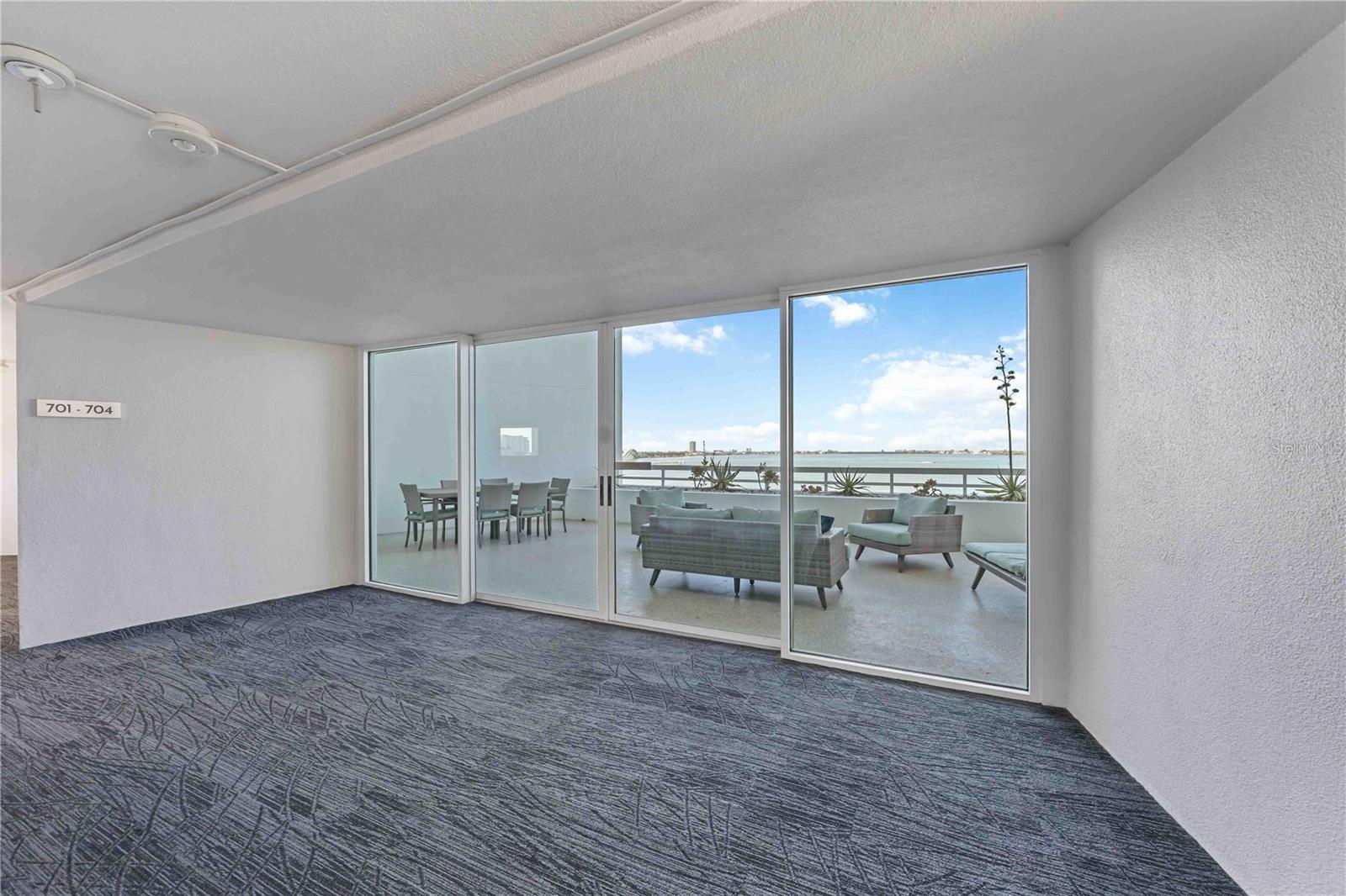 CONDO ON THE BAY TOWER I - Residential