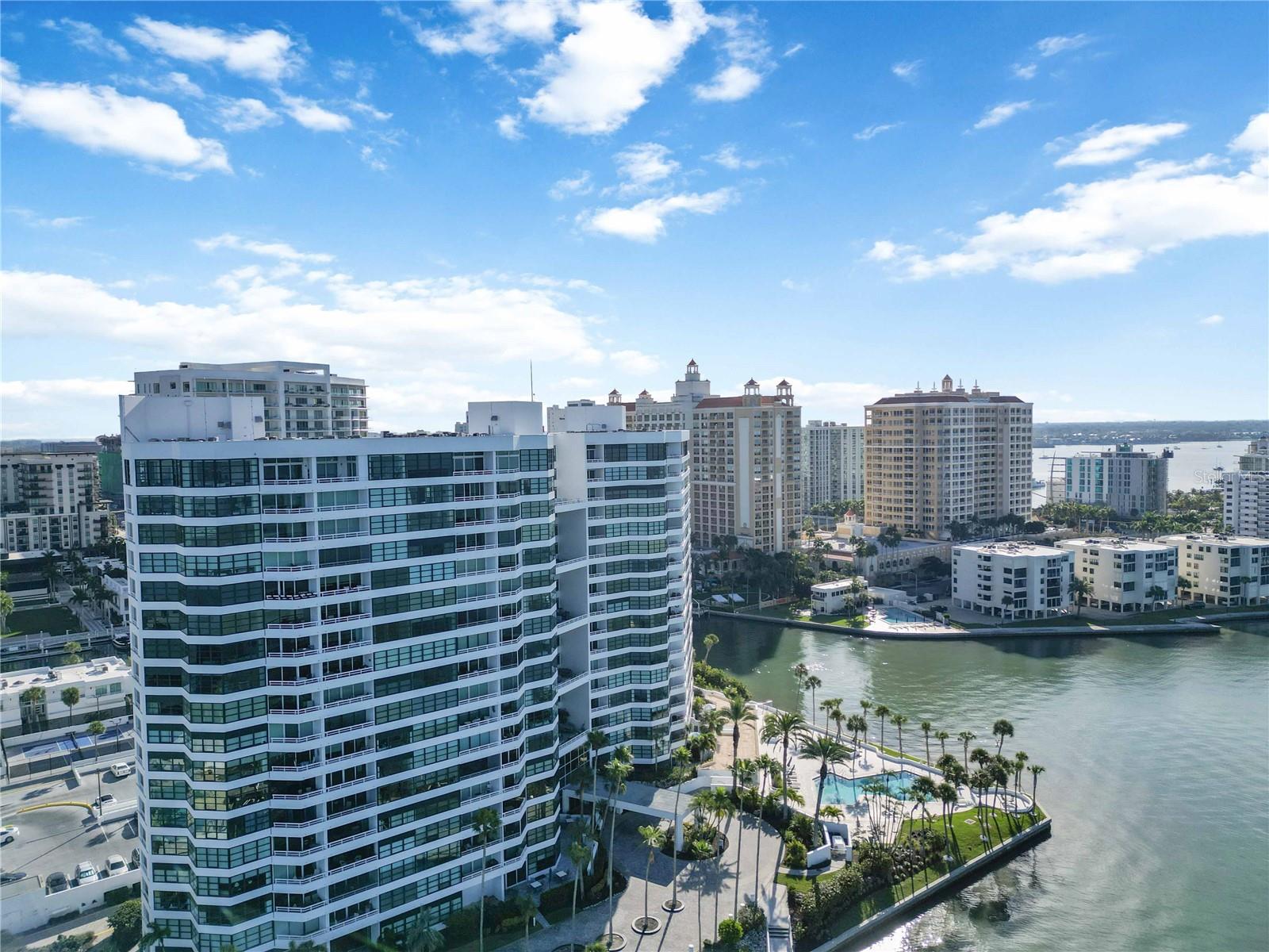 CONDO ON THE BAY TOWER I - Residential