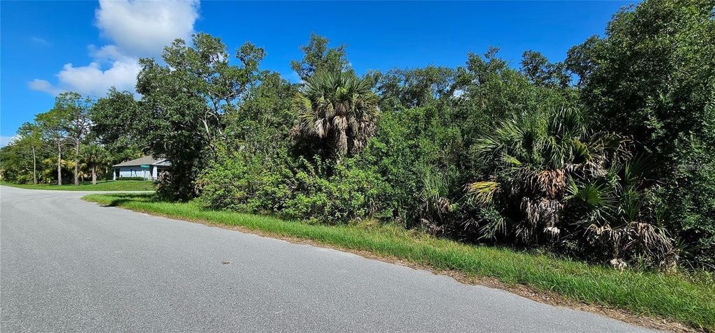 Photo of 15090 Walker Terrace, Port Charlotte, FL 33953 (MLS # C7510369)