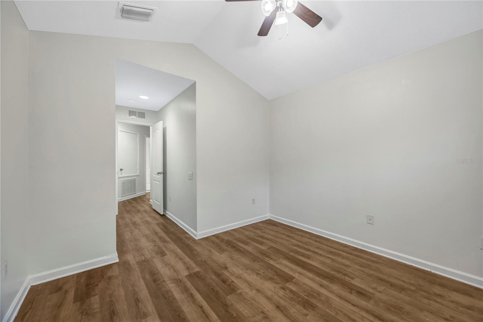 VALHALLA PH 1-2 - Residential Lease