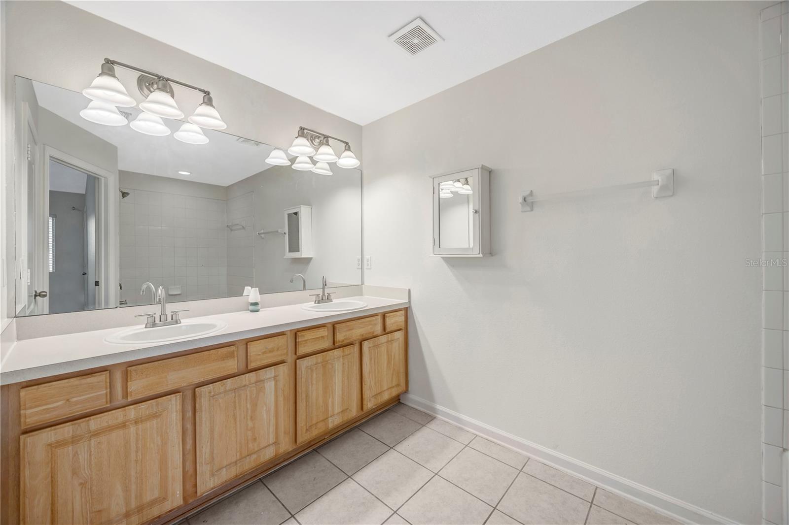 VALHALLA PH 1-2 - Residential Lease