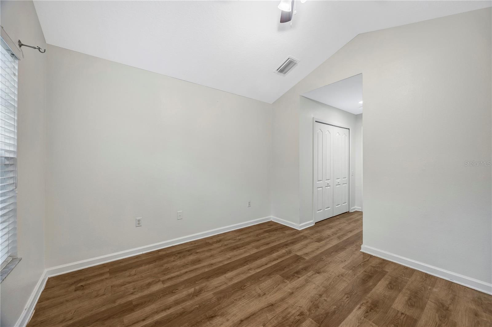 VALHALLA PH 1-2 - Residential Lease