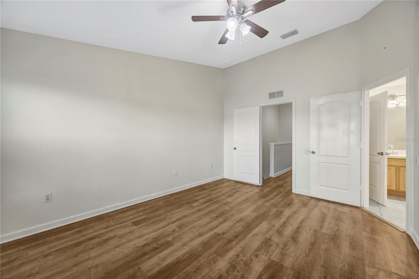 VALHALLA PH 1-2 - Residential Lease