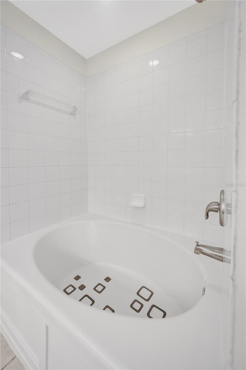 VALHALLA PH 1-2 - Residential Lease