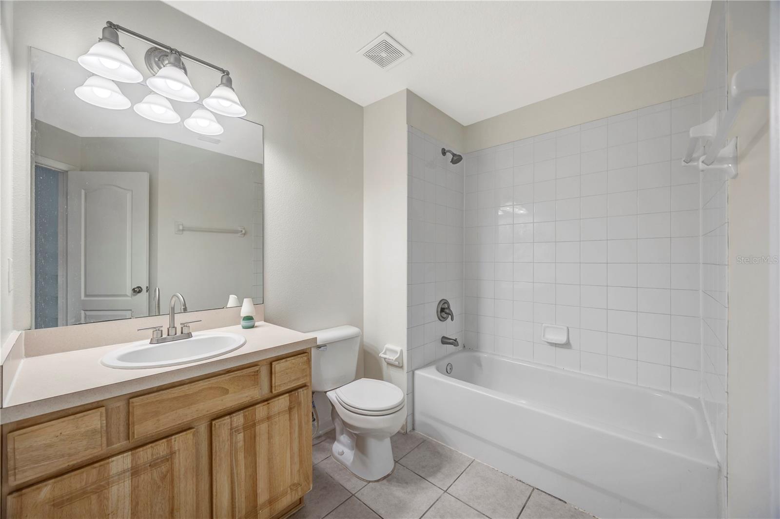 VALHALLA PH 1-2 - Residential Lease