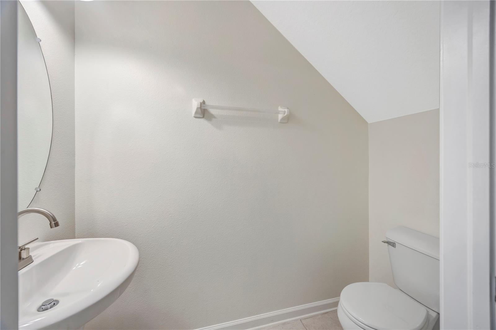 VALHALLA PH 1-2 - Residential Lease