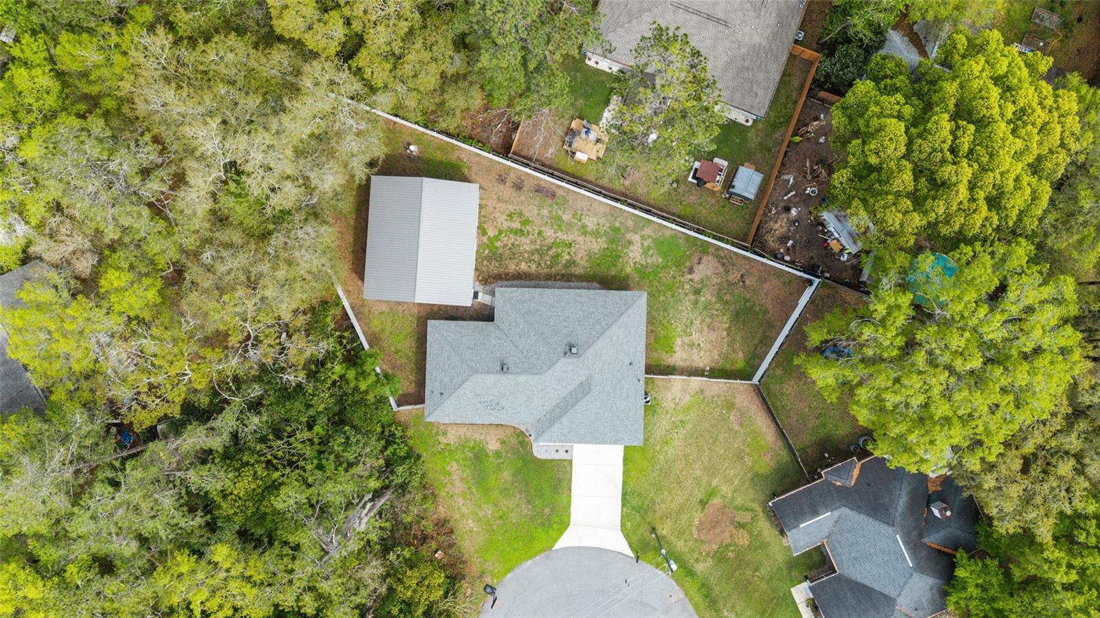 SILVER SPRINGS SHORES - Residential