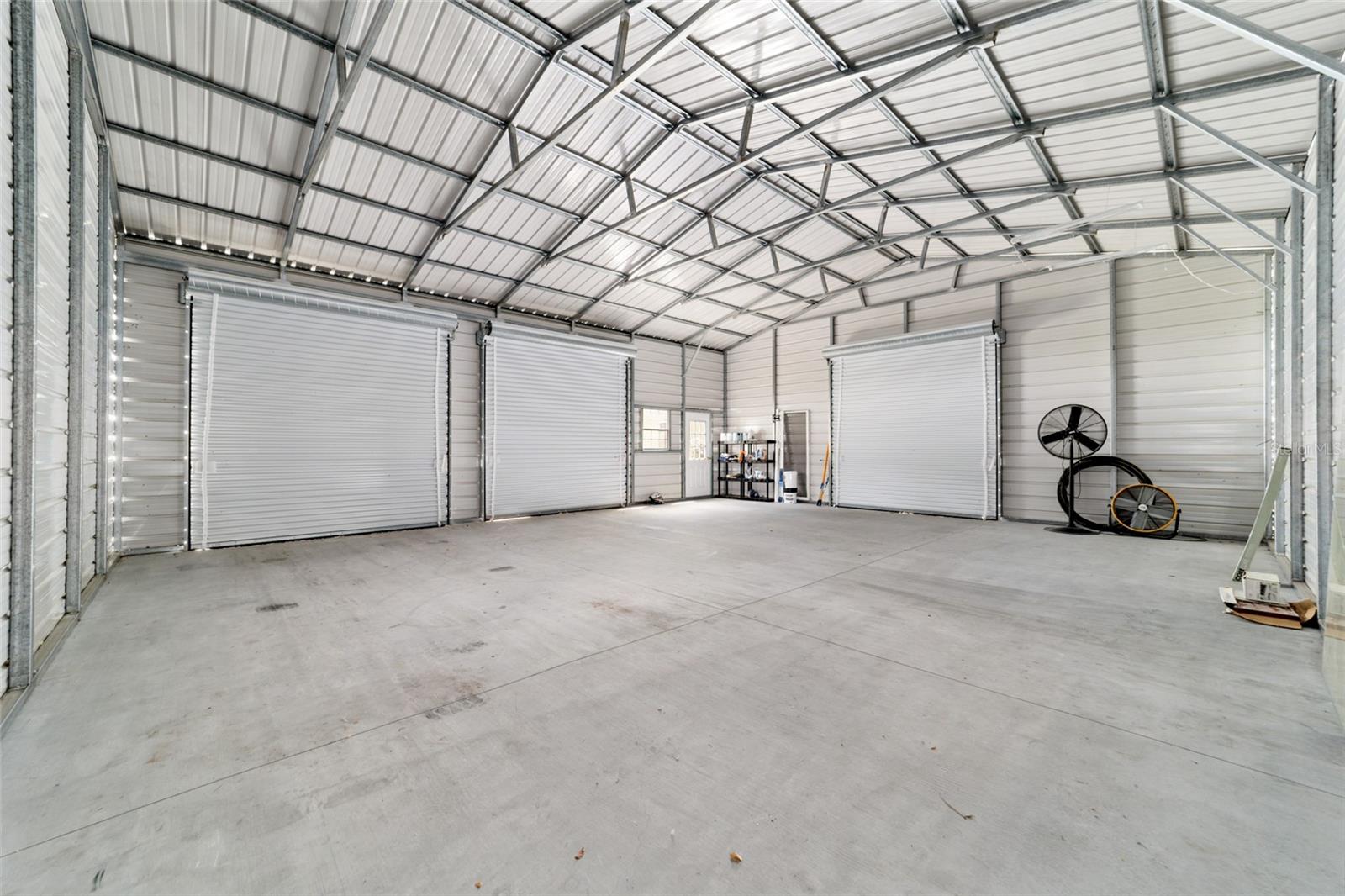 SILVER SPRINGS SHORES - Residential