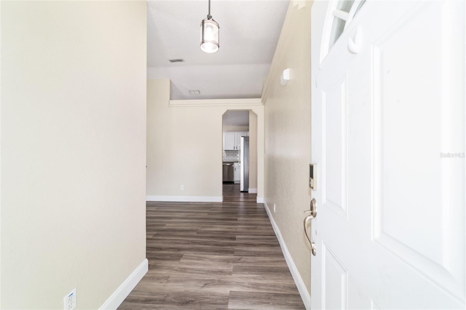 SILVER SPRINGS SHORES - Residential