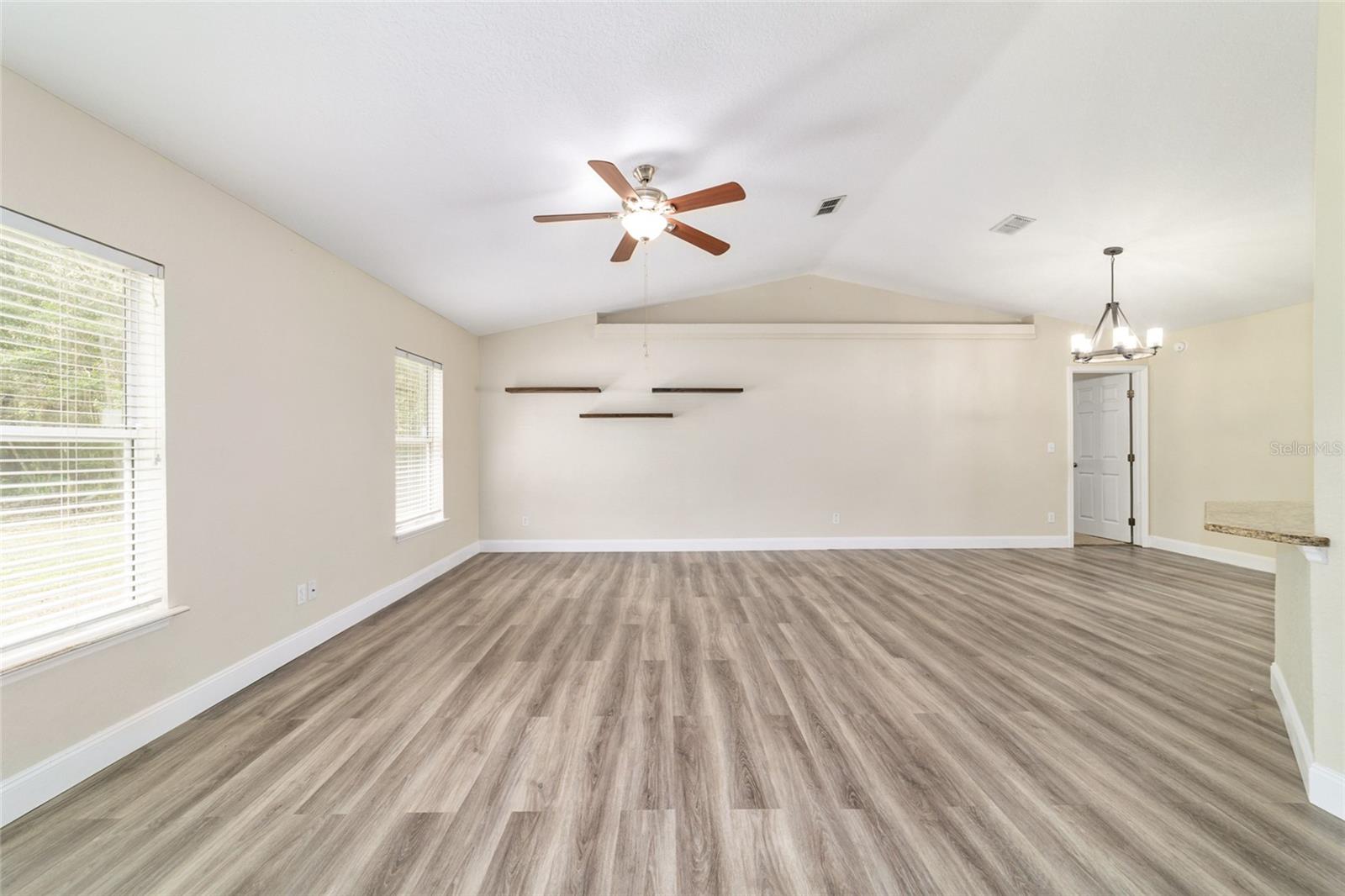 SILVER SPRINGS SHORES - Residential