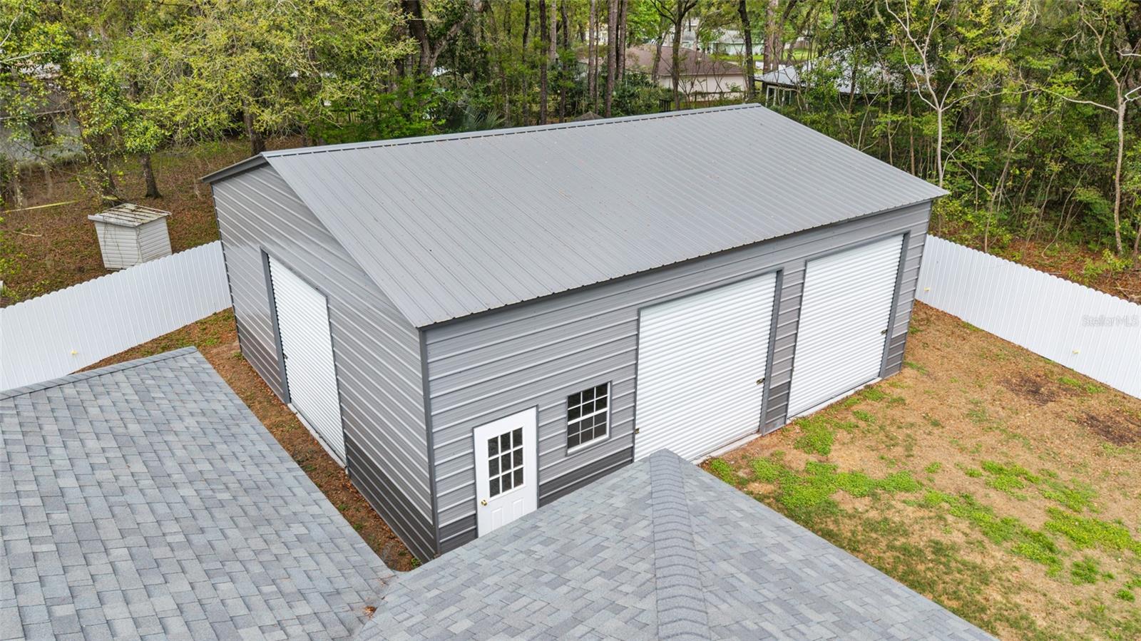 SILVER SPRINGS SHORES - Residential