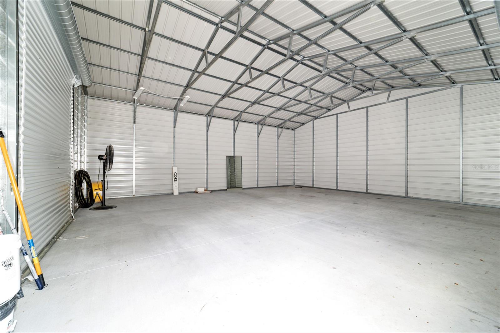 SILVER SPRINGS SHORES - Residential