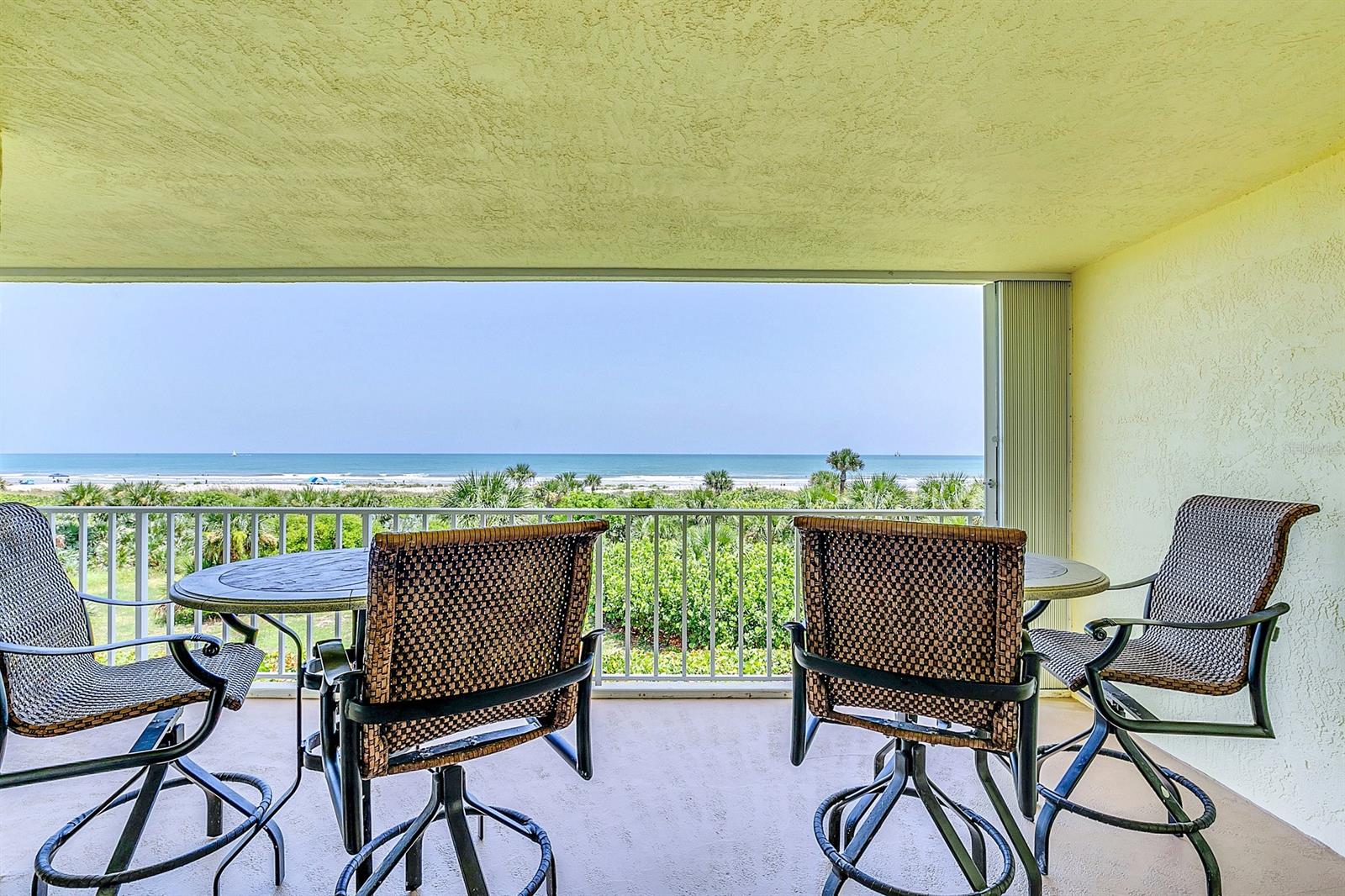 Ocean Oaks Condo Ph 01 - Residential