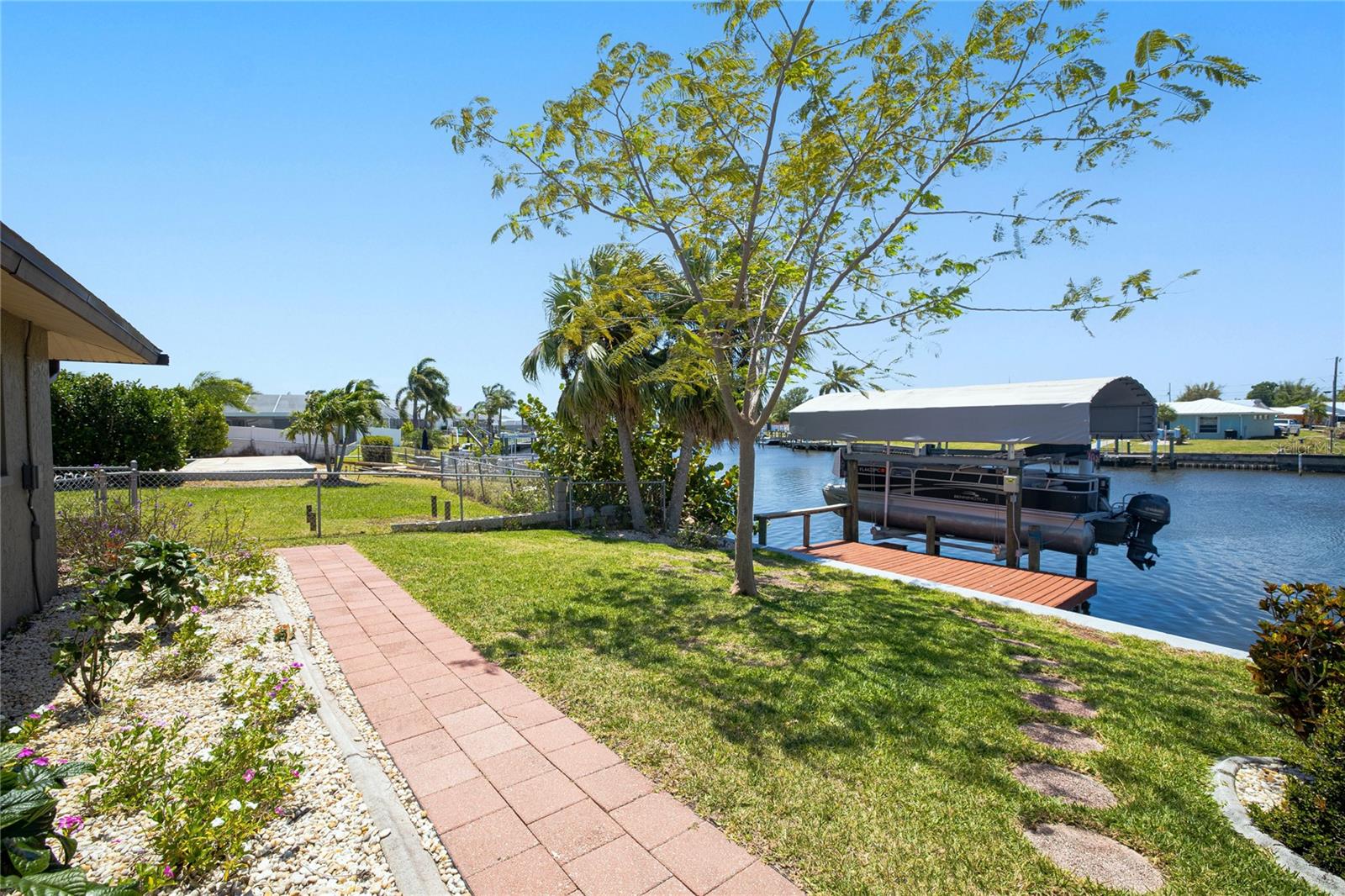 PORT CHARLES SEC 10 - Residential