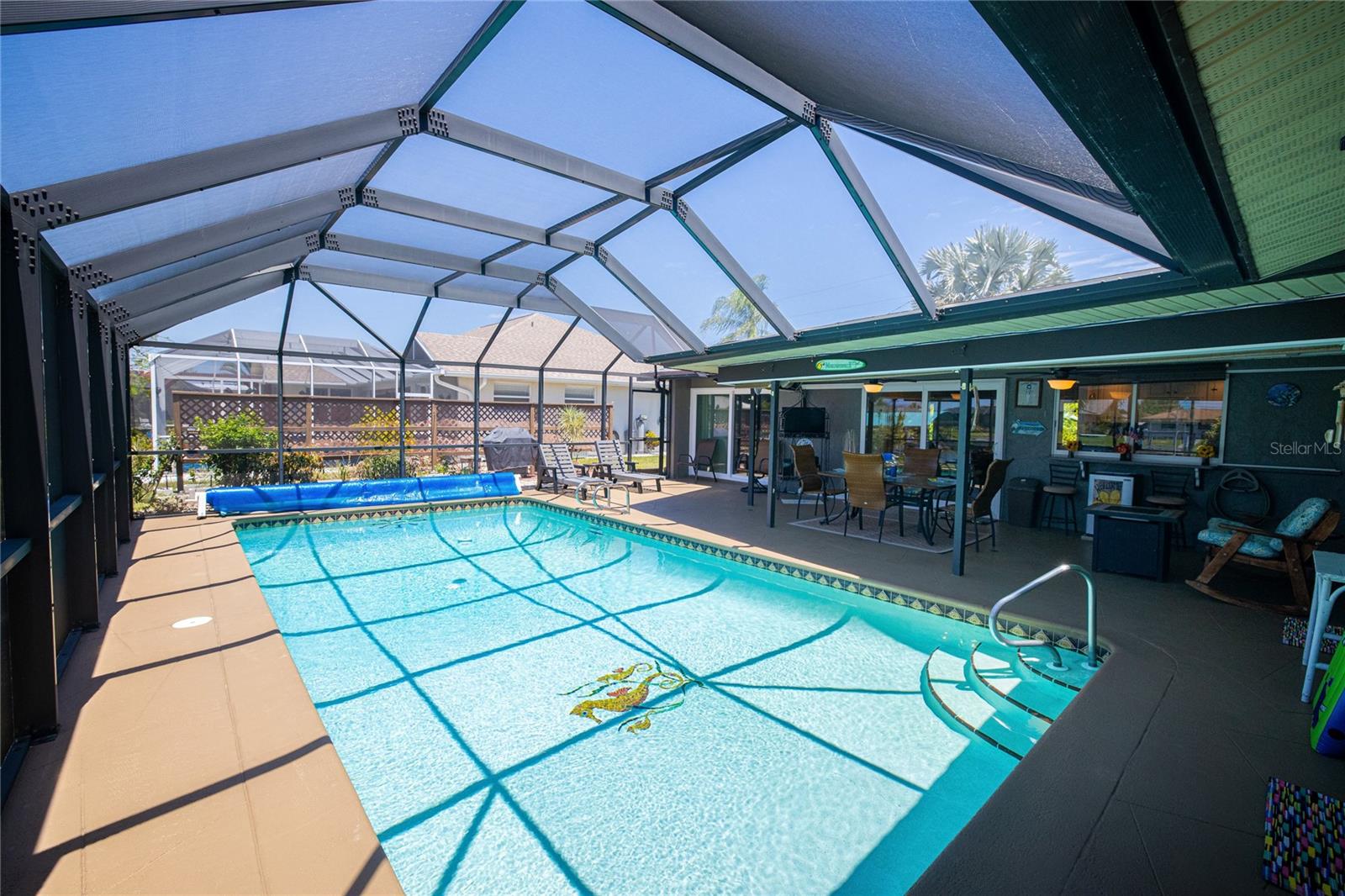 322 E TARPON BOULEVARD NW