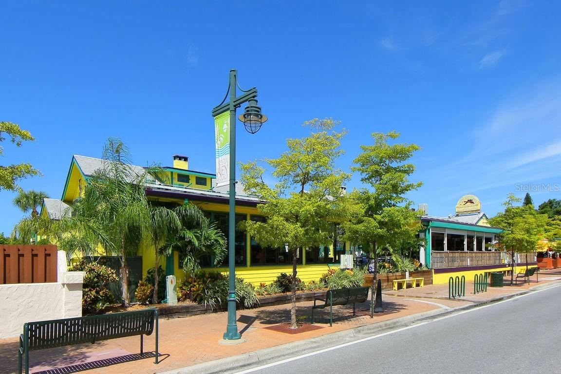 WELLINGTON CHASE - Residential