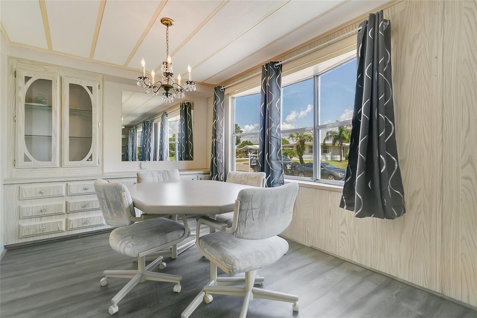 TAVARES LAKE FRANCES ESTATES - Residential