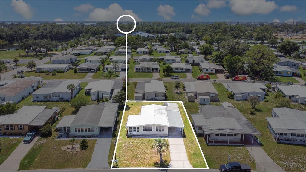 Photo of 1207 Apache Circle, Tavares, FL 32778 (MLS # G5101327)