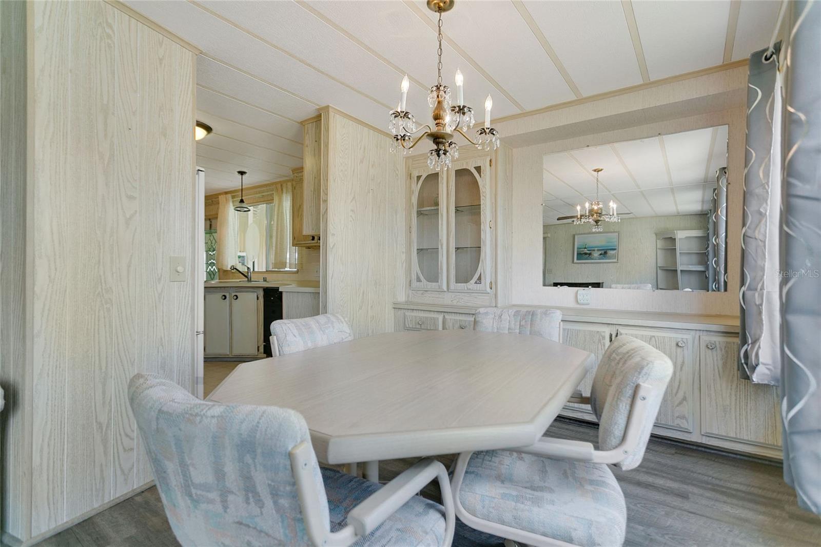 TAVARES LAKE FRANCES ESTATES - Residential