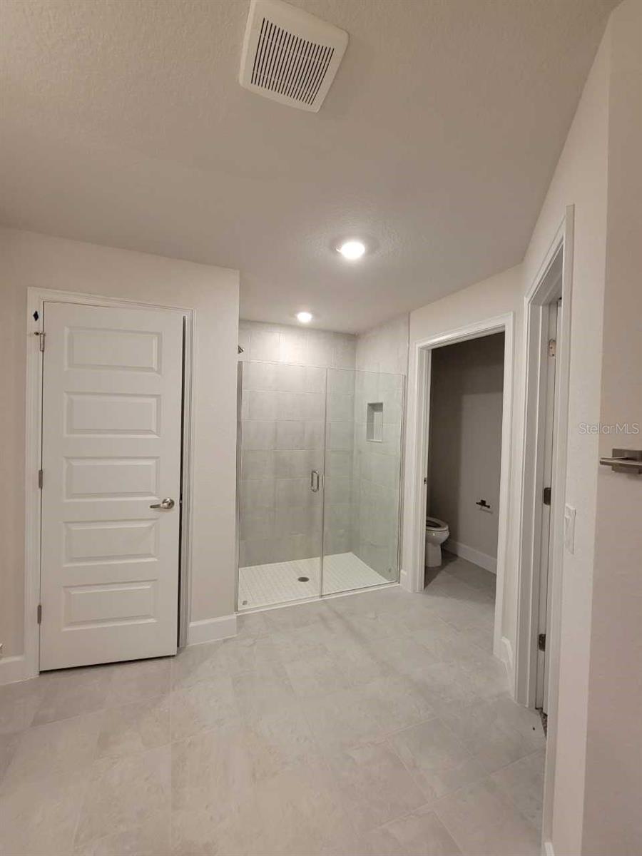 ROLLING HILLS UN 01-A - Residential