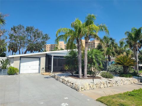 860 BRUCE AVENUE CLEARWATER BEACH FL 33767