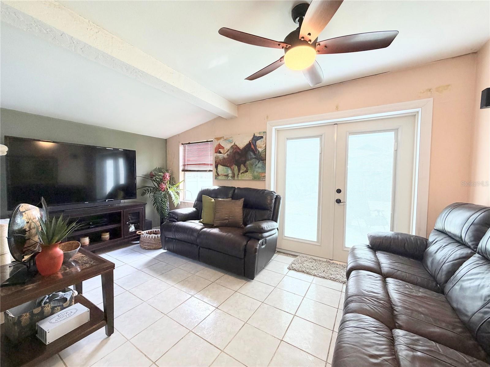 OAKWOOD VILLA - Residential