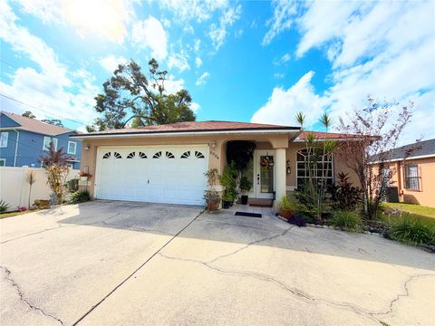 Photo of 6904 N Himes Avenue, Tampa, FL 33614 (MLS # W7880290)