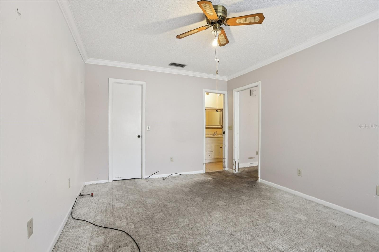 RAINTREE MANOR HOMES CONDOMINIUMS - Residential