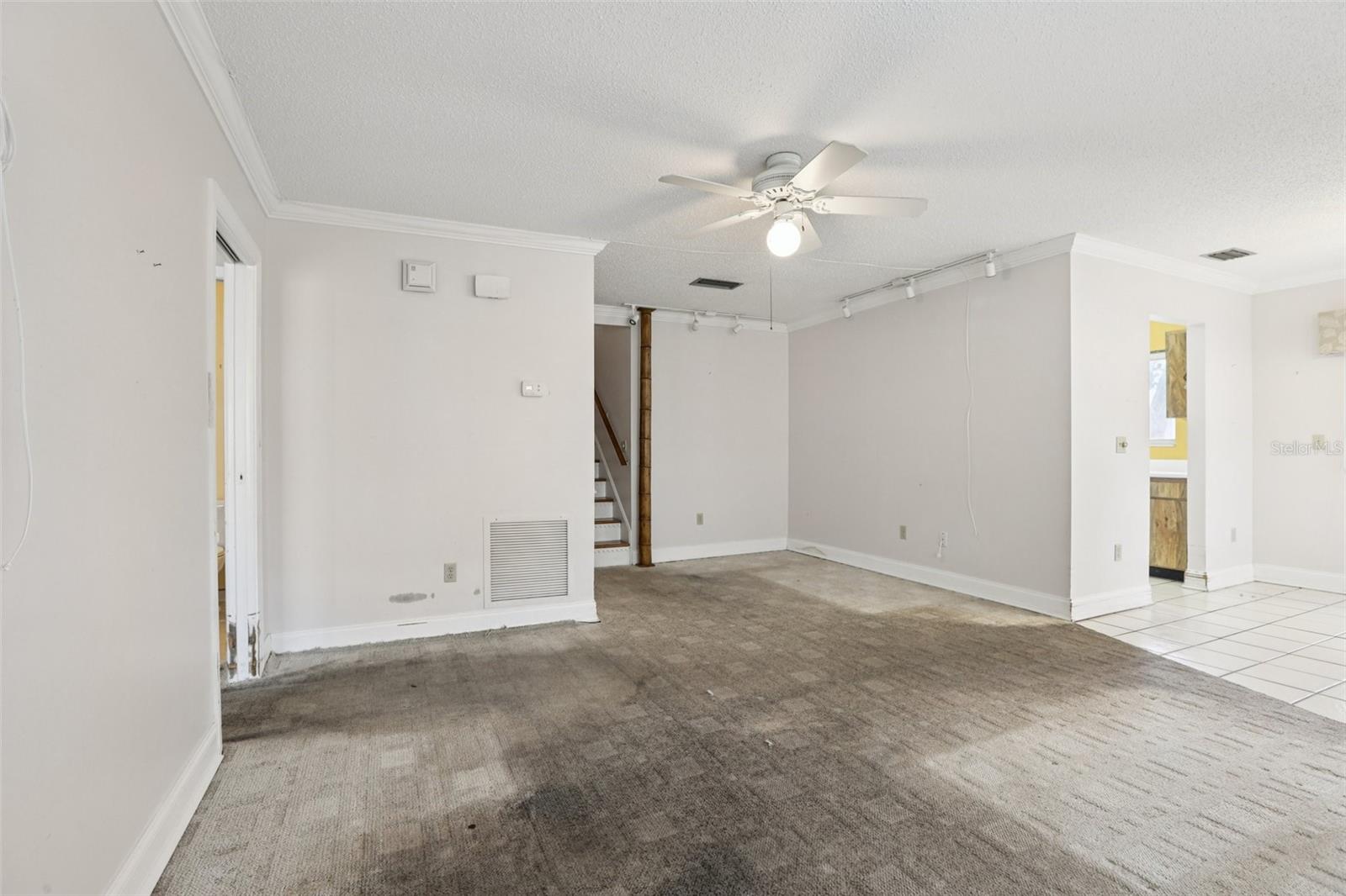 RAINTREE MANOR HOMES CONDOMINIUMS - Residential