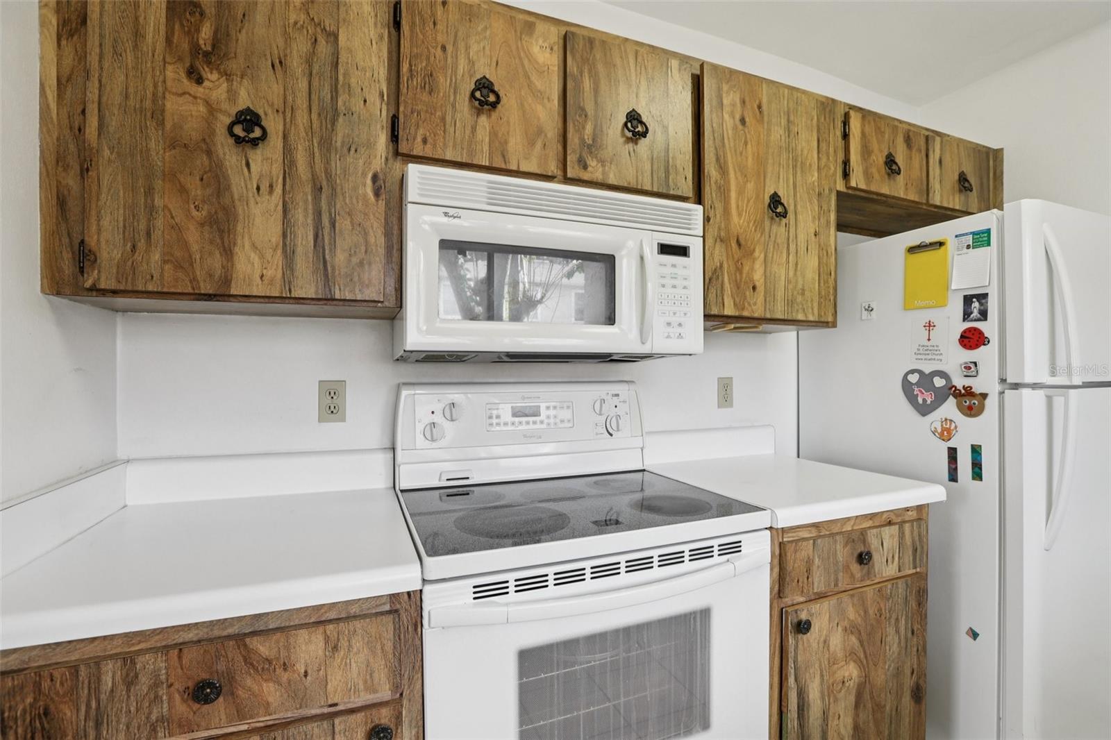 RAINTREE MANOR HOMES CONDOMINIUMS - Residential