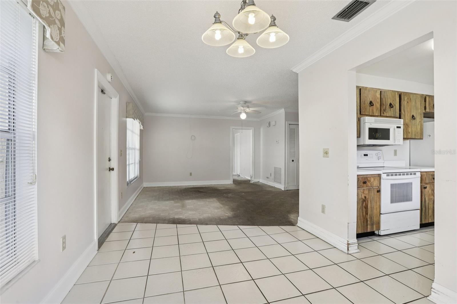 RAINTREE MANOR HOMES CONDOMINIUMS - Residential