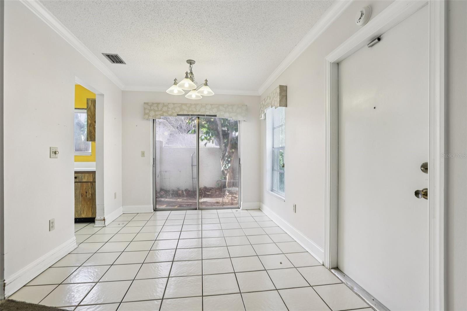 RAINTREE MANOR HOMES CONDOMINIUMS - Residential