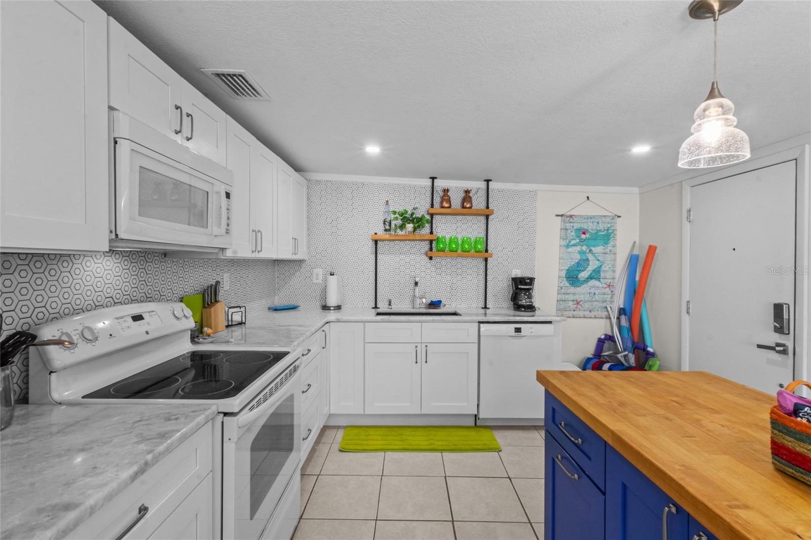 SPRINGHILL PARK - Residential Income