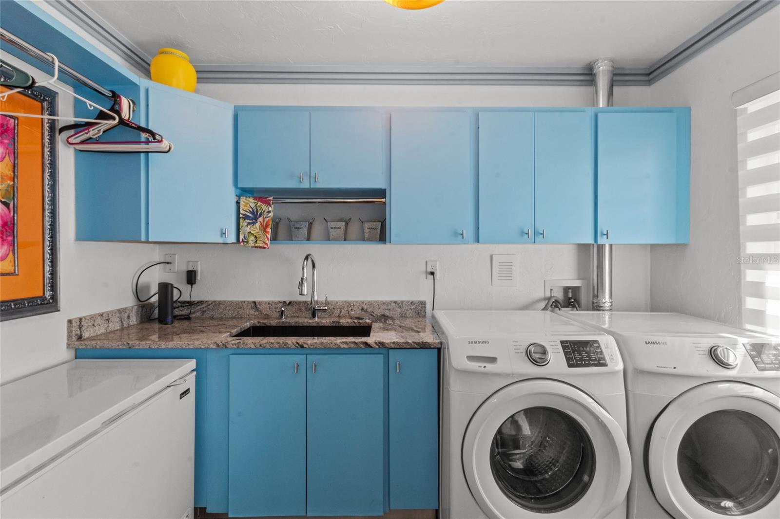 SPRINGHILL PARK - Residential Income