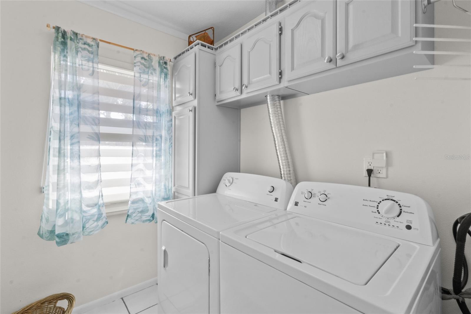 SPRINGHILL PARK - Residential Income