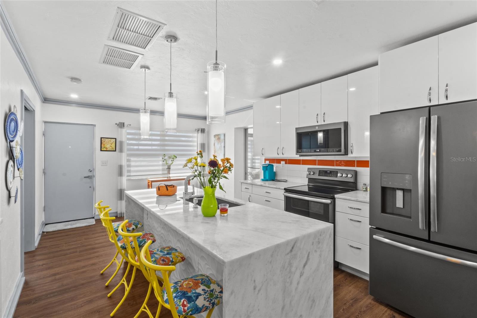 SPRINGHILL PARK - Residential Income