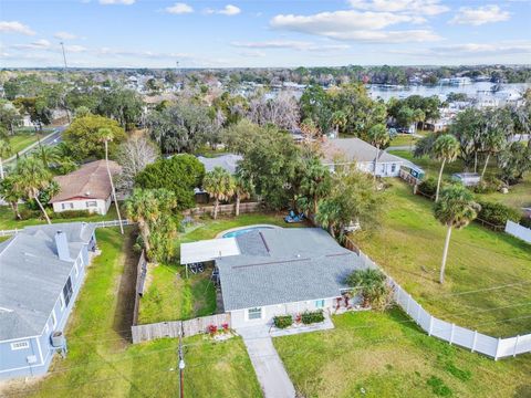 A home in CRYSTAL RIVER