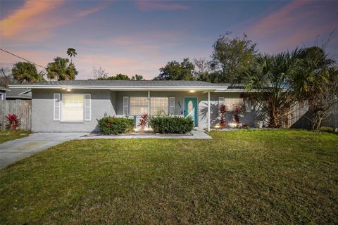 A home in CRYSTAL RIVER