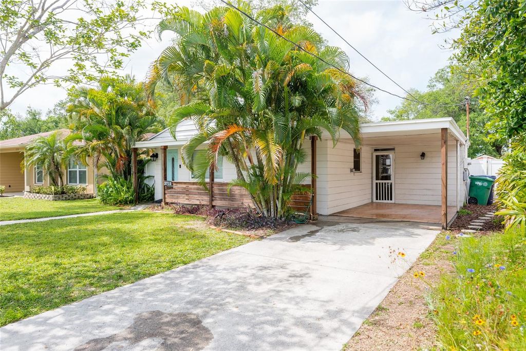 Photo of 3712 N Clearfield Avenue, Tampa, FL 33603 (MLS # TB8433586)