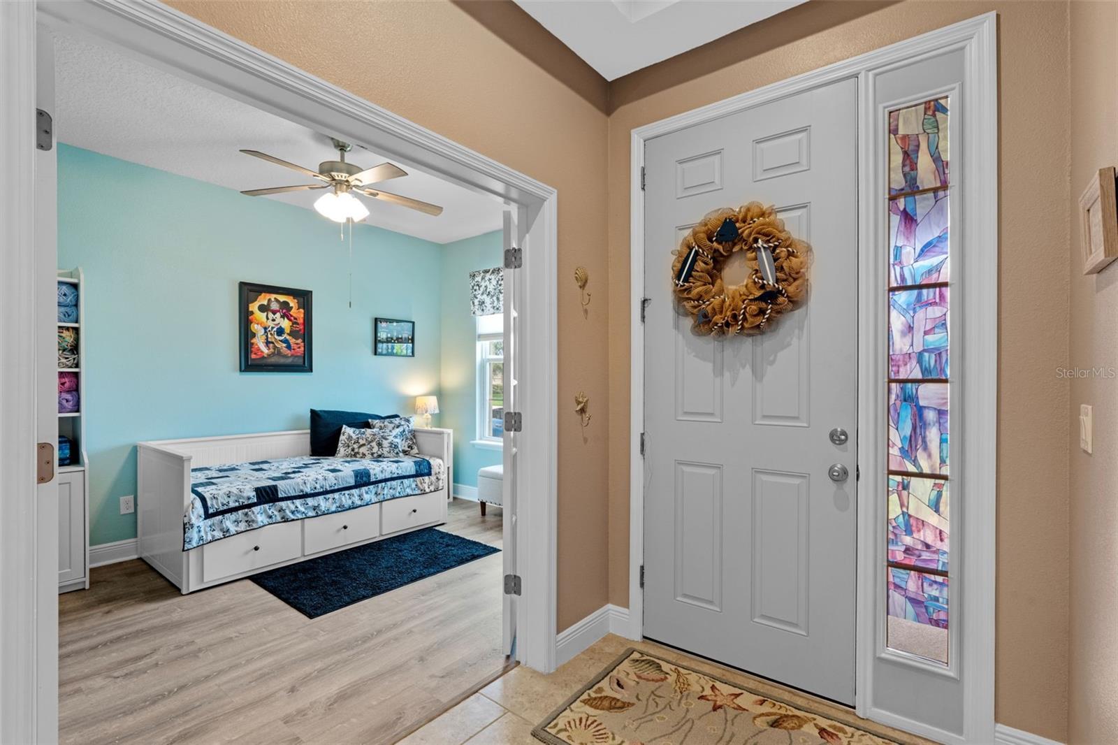 2327 PALMETUM LOOP