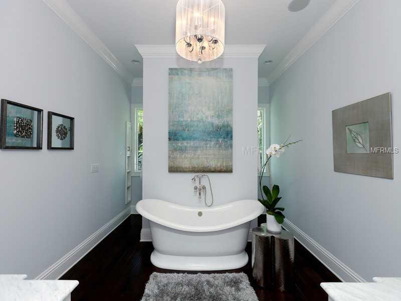 WOODLAWN - Residential