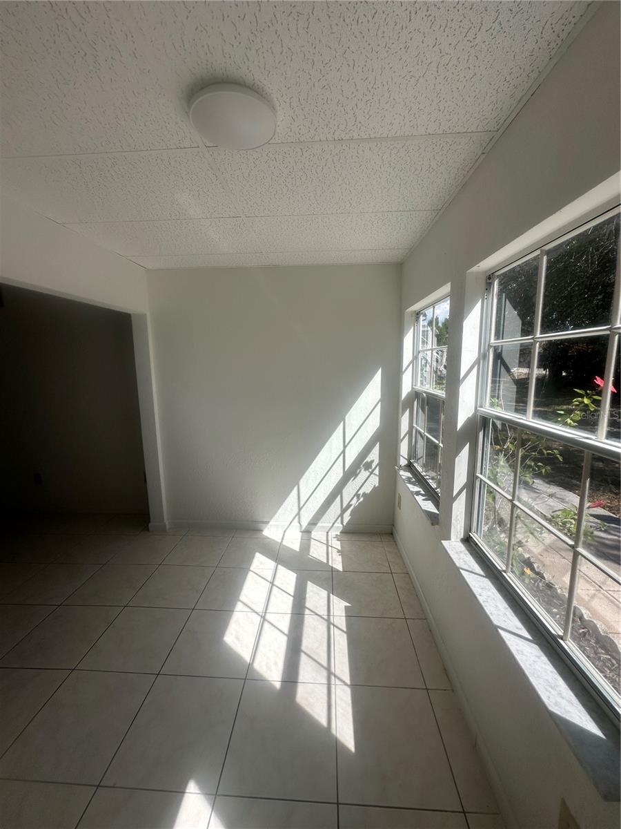 MARIA MANOR - Residential