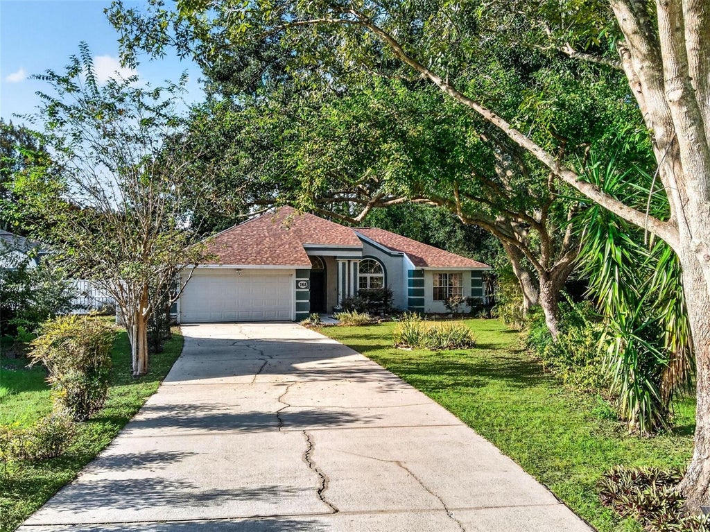 Photo of 168 Pine Lake View Drive, Davenport, FL 33837 (MLS # O6450591)