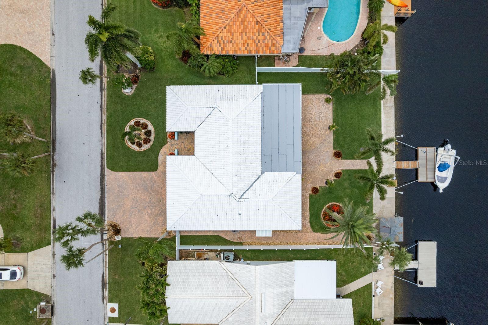 3301 SEAWAY DRIVE