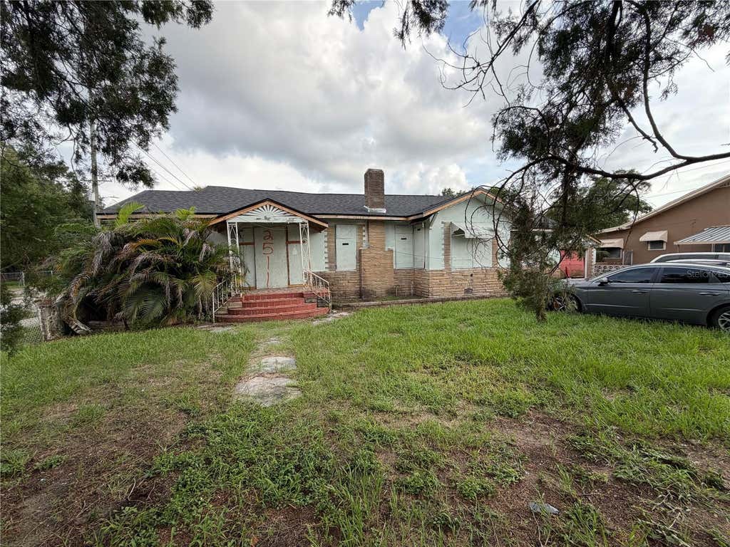 Photo of 2511 E 21st Avenue, Tampa, FL 33605 (MLS # TB8536243)