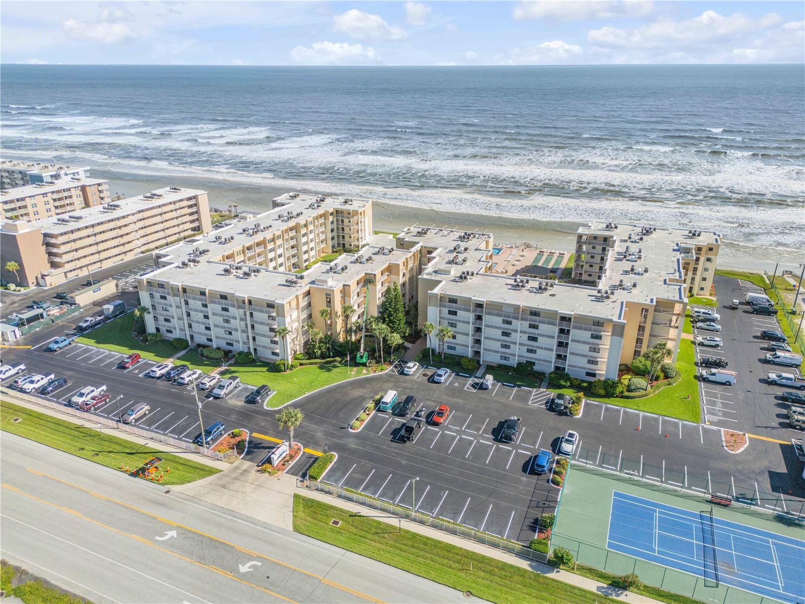 CASTLE REEF CONDO - Residential